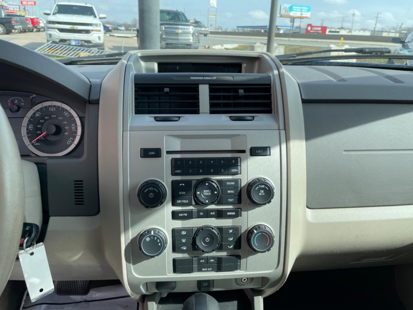 2011 Blue Ford Escape (1FMCU0D76BK) with an 4-Cyl, 2.5 Liter engine, Automatic, 6-Spd w/Overdrive transmission, located at 8008 Warden Rd, Sherwood, AR, 72120, (501) 801-6100, 34.830078, -92.186684 - Photo#16